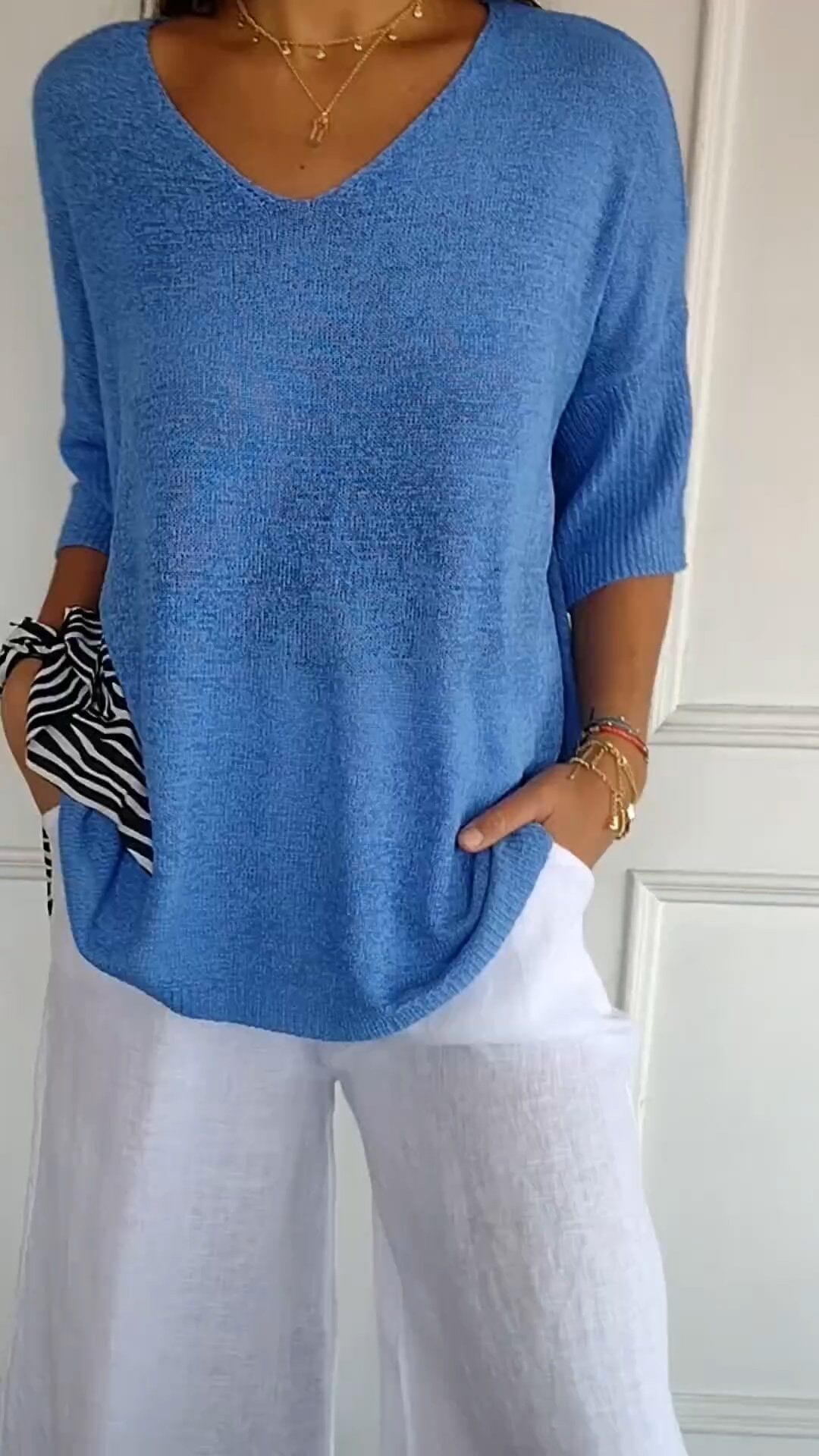 "AuraLuxe V-Neck Knit Top" Belleza & Glamour Blue XS (UK 6) 