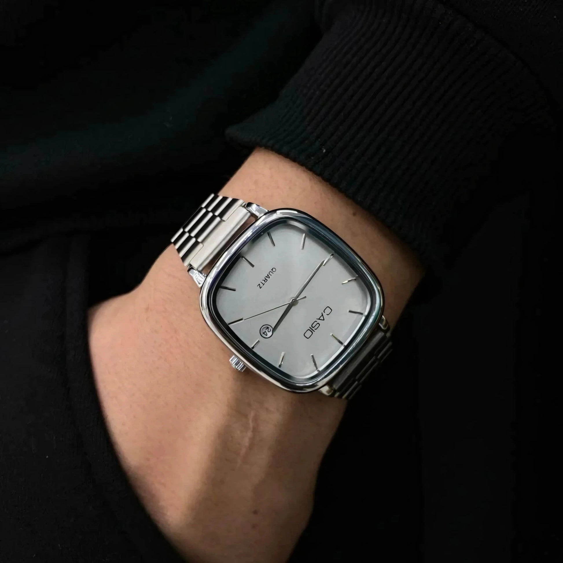 C A S I O Luxurious 36mm Watch - Water Resistant | Transferred steel Relógio CASIO Luxurious 36mm - Unissex Resistente à água | Aço Inoxidável Belleza & Glamour 