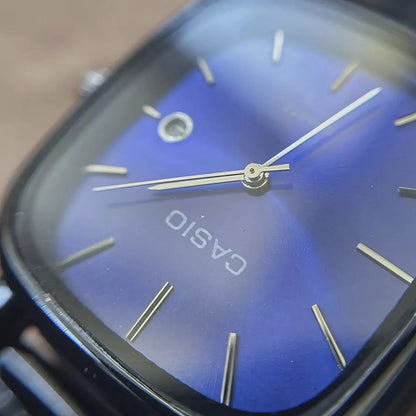 C A S I O Luxurious 36mm Watch - Water Resistant | Transferred steel Relógio CASIO Luxurious 36mm - Unissex Resistente à água | Aço Inoxidável Belleza & Glamour 