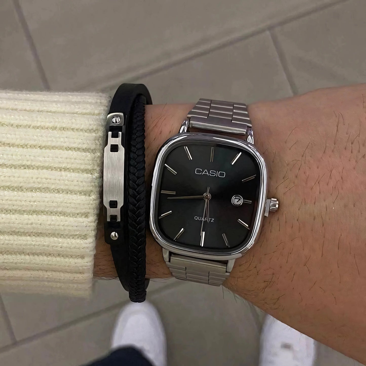 C A S I O Luxurious 36mm Watch - Water Resistant | Transferred steel Relógio CASIO Luxurious 36mm - Unissex Resistente à água | Aço Inoxidável Belleza & Glamour 
