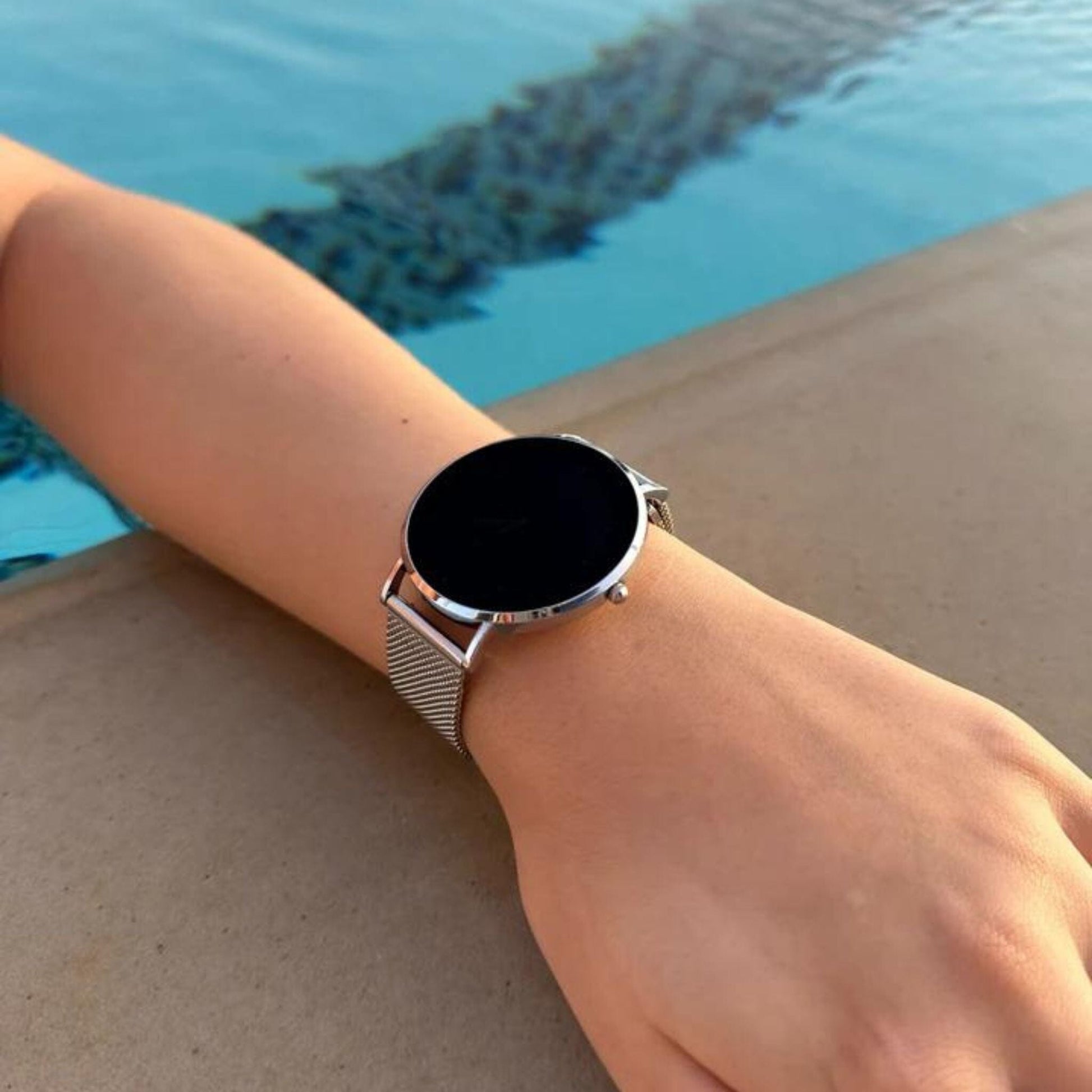 GLAMOURSMART™ - Elegant and Luxurious Smartwatch Belleza & Glamour 