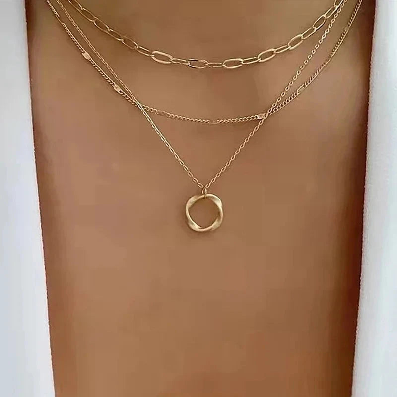Various delicate necklaces Belleza & Glamour 13 - ouro 
