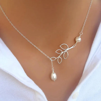 Various delicate necklaces Belleza & Glamour 2 - prata 
